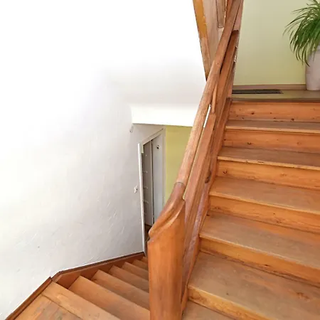 Ferienhaus-post 1 *